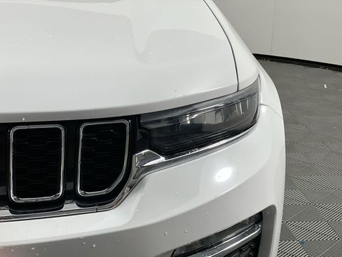 Used 2024 Jeep Grand Cherokee Limited 4xe image 9