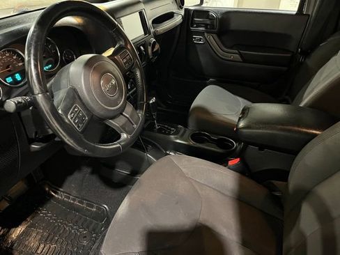 Used 2017 Jeep Wrangler Unlimited Sport w/ Quick Order Package 24S AWD/4WD image 14