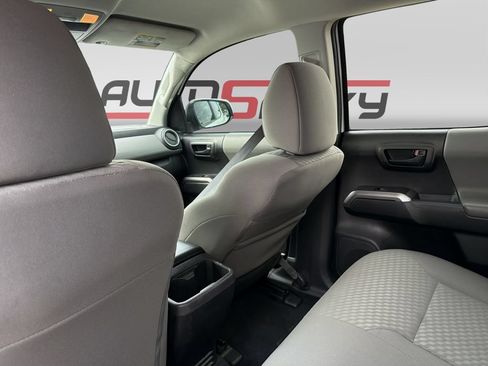 Used 2023 Toyota Tacoma SR5 RWD image 16