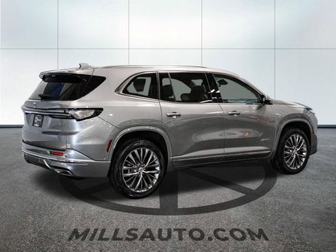 New 2026 Buick Enclave Avenir w/ Super Cruise Package AWD/4WD image 8