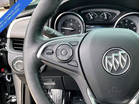 Used 2020 Buick Envision Essence FWD image 25