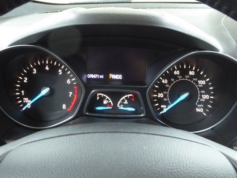 Used 2017 Ford Escape SE w/ SE Leather Comfort Package image 12