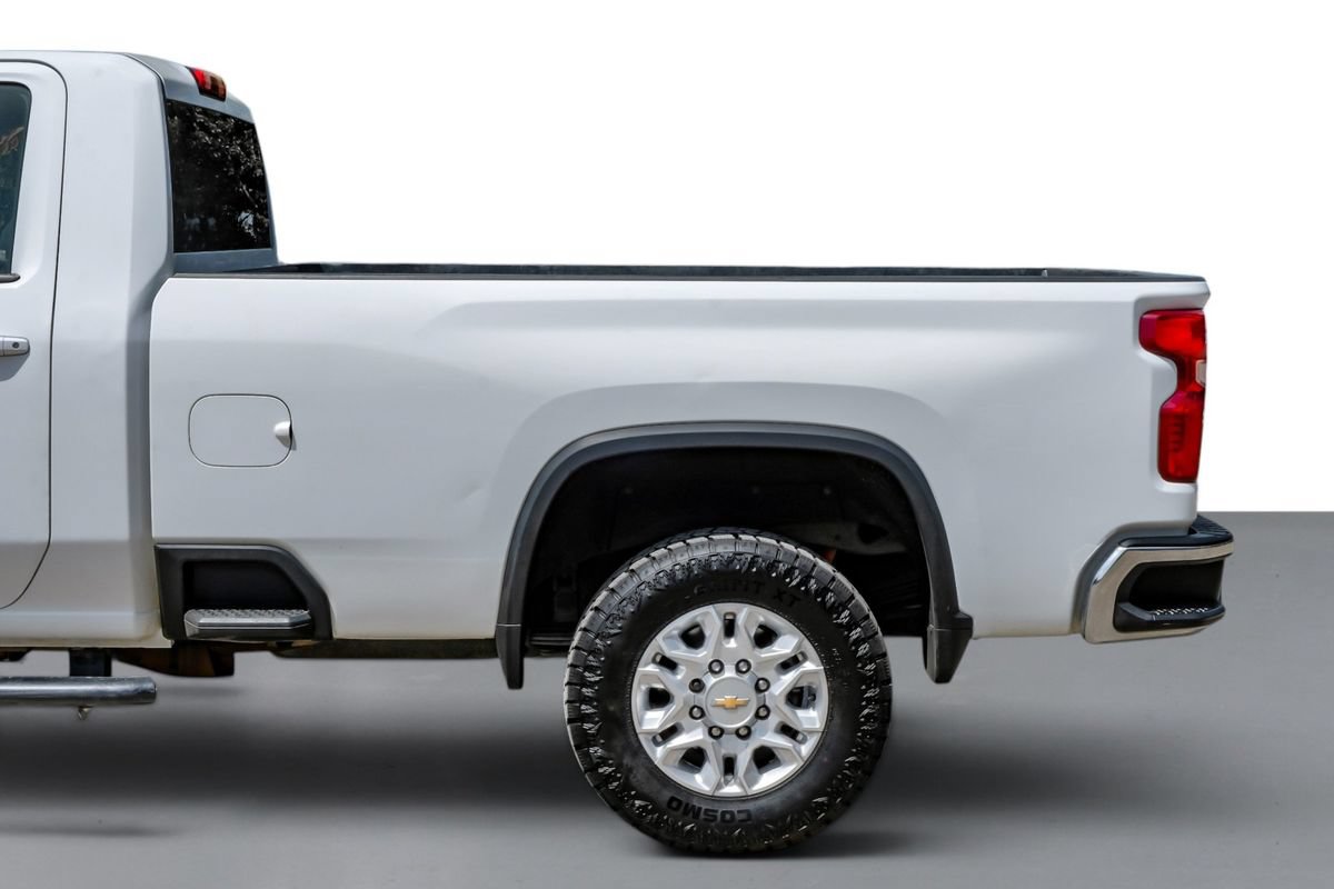 Used 2022 Chevrolet Silverado 2500 LT w/ Convenience Package AWD/4WD image 11