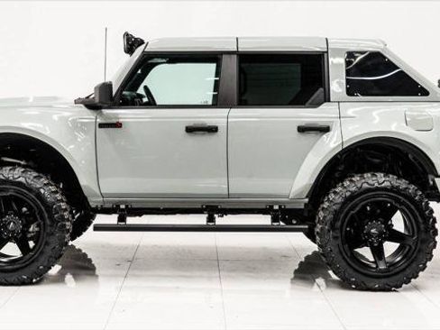 Used 2022 Ford Bronco Big Bend image 9