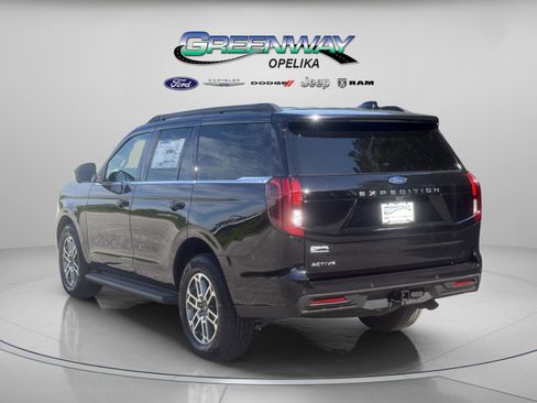 New 2026 Ford Expedition Active RWD image 4