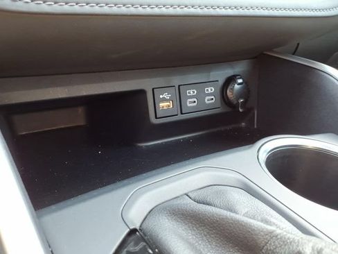 Used 2026 Toyota Highlander XLE AWD/4WD image 29
