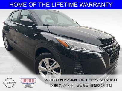 New 2025 Nissan Kicks Play S