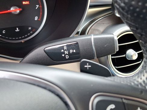 Certified 2018 Mercedes-Benz GLC 300 GLC 300 image 15