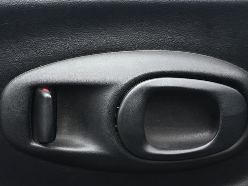 Used 2003 Chevrolet Corvette Convertible w/ Preferred Equipment Group1 image 20