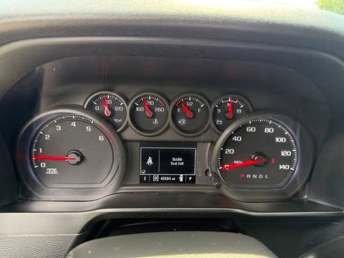 Used 2024 Chevrolet Silverado 2500 Custom w/ Custom Value Package AWD/4WD image 29