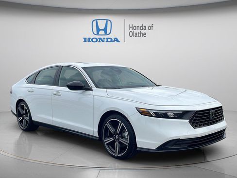 Certified 2024 Honda Accord Sport image 1