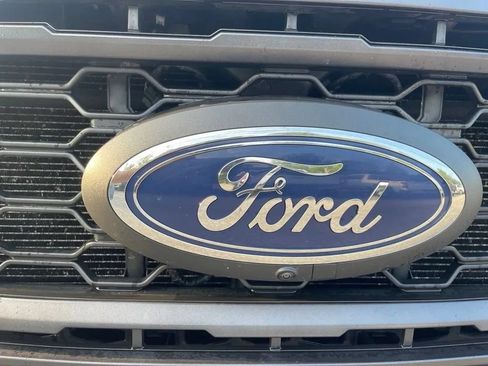 Used 2023 Ford F250 Lariat w/ Sport Appearance Package AWD/4WD image 10