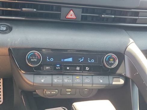New 2026 Hyundai Elantra SEL Sport FWD image 13