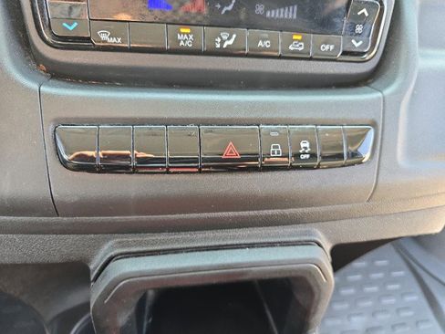 Used 2023 RAM ProMaster 2500 image 28