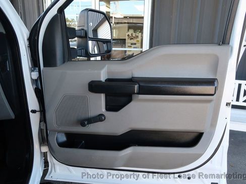 Used 2019 Ford F250 XL image 19