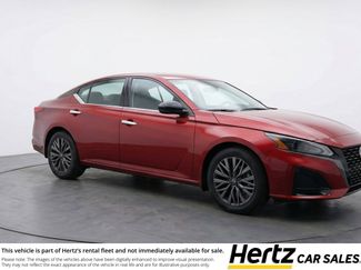 Used 2025 Nissan Altima 2.5 SV video 1