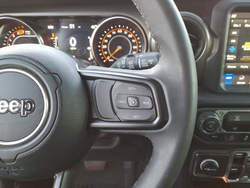 Used 2023 Jeep Wrangler Sport S image 11