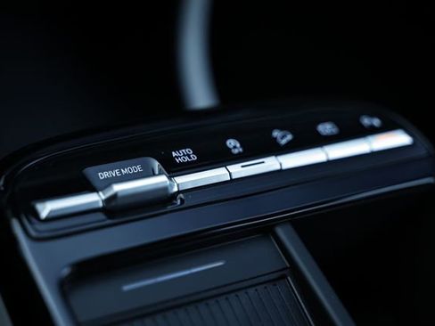 New 2026 Hyundai Tucson Limited image 16