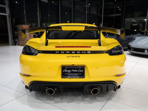 Used 2024 Porsche 718 Cayman GT4 RS RWD image 3