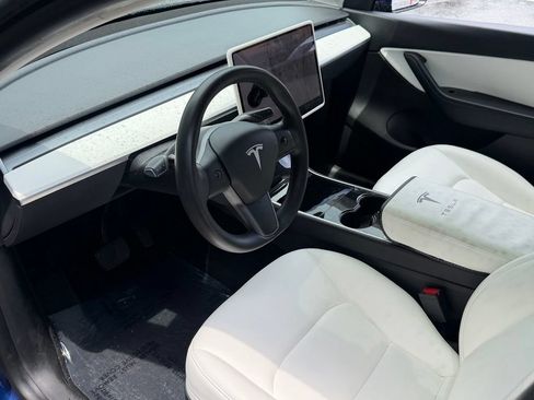 Used 2020 Tesla Model Y Long Range AWD/4WD image 24