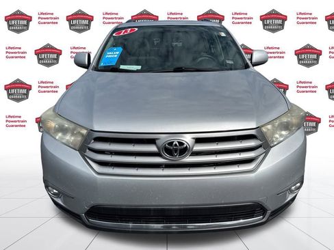 Used 2013 Toyota Highlander Plus image 2