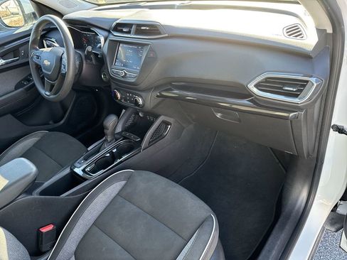 Certified 2023 Chevrolet TrailBlazer LT image 29