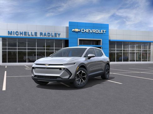New 2026 Chevrolet Equinox EV LT image 8