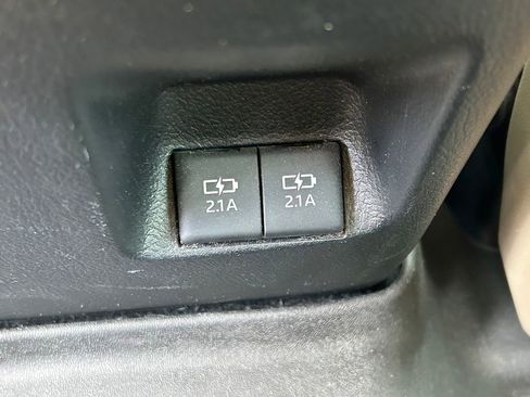 Used 2021 Toyota 4Runner SR5 image 22