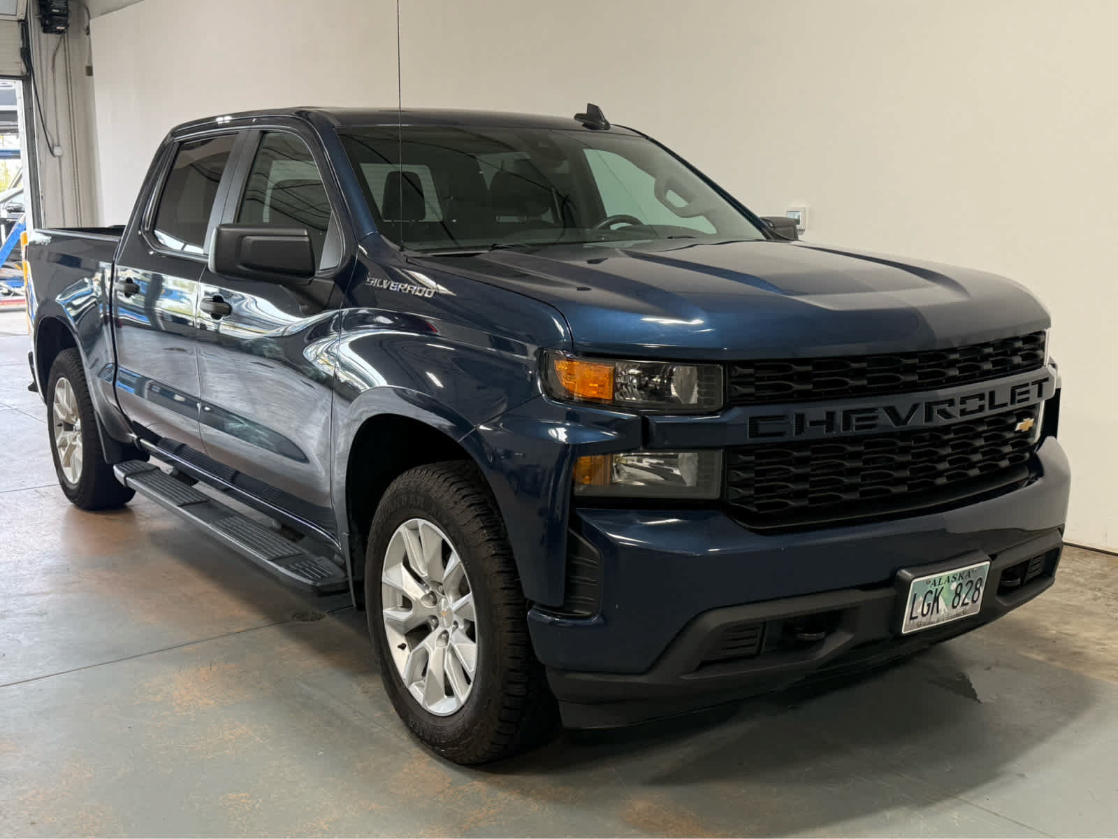 Used 2021 Chevrolet Silverado 1500 Custom w/ Safety Confidence Package AWD/4WD image 5