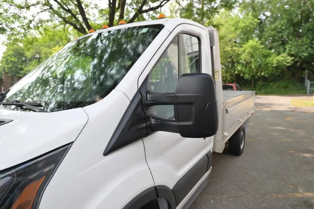 Used 2018 Ford Transit 250 138 RWD image 10