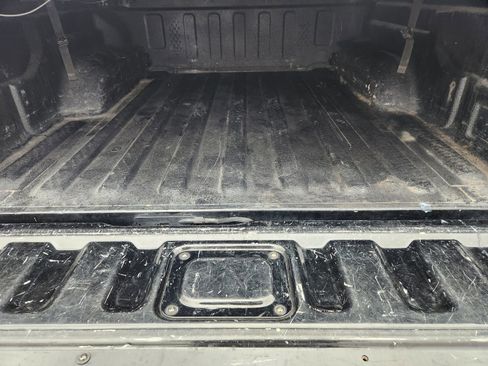 Used 2021 Jeep Gladiator Sport image 31