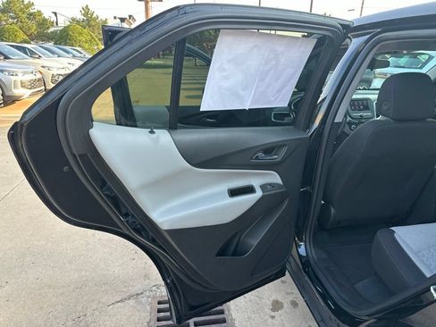 Used 2024 Chevrolet Equinox LS w/ LS Convenience Package FWD image 19