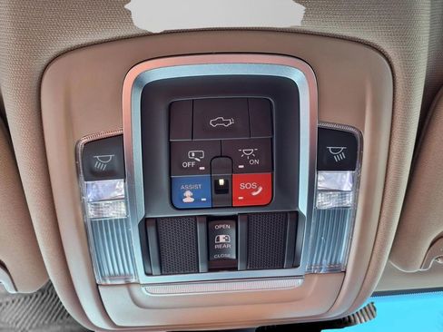 Used 2022 RAM 2500 Laramie image 15