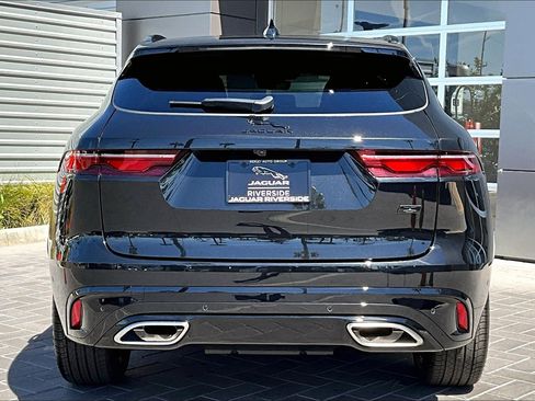 New 2026 Jaguar F-PACE R-Dynamic S image 4