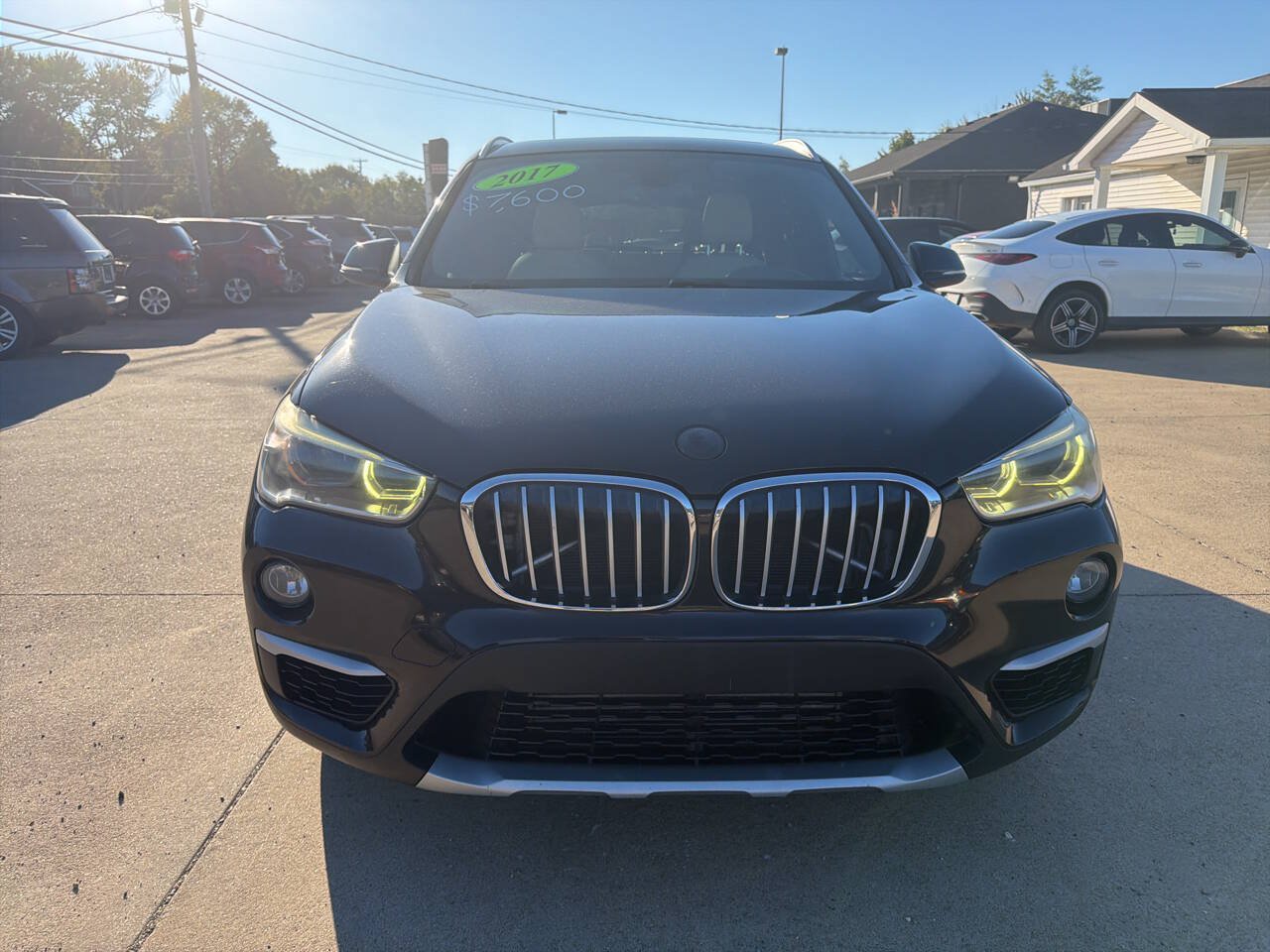 Used 2017 BMW X1 xDrive28i AWD/4WD image 3