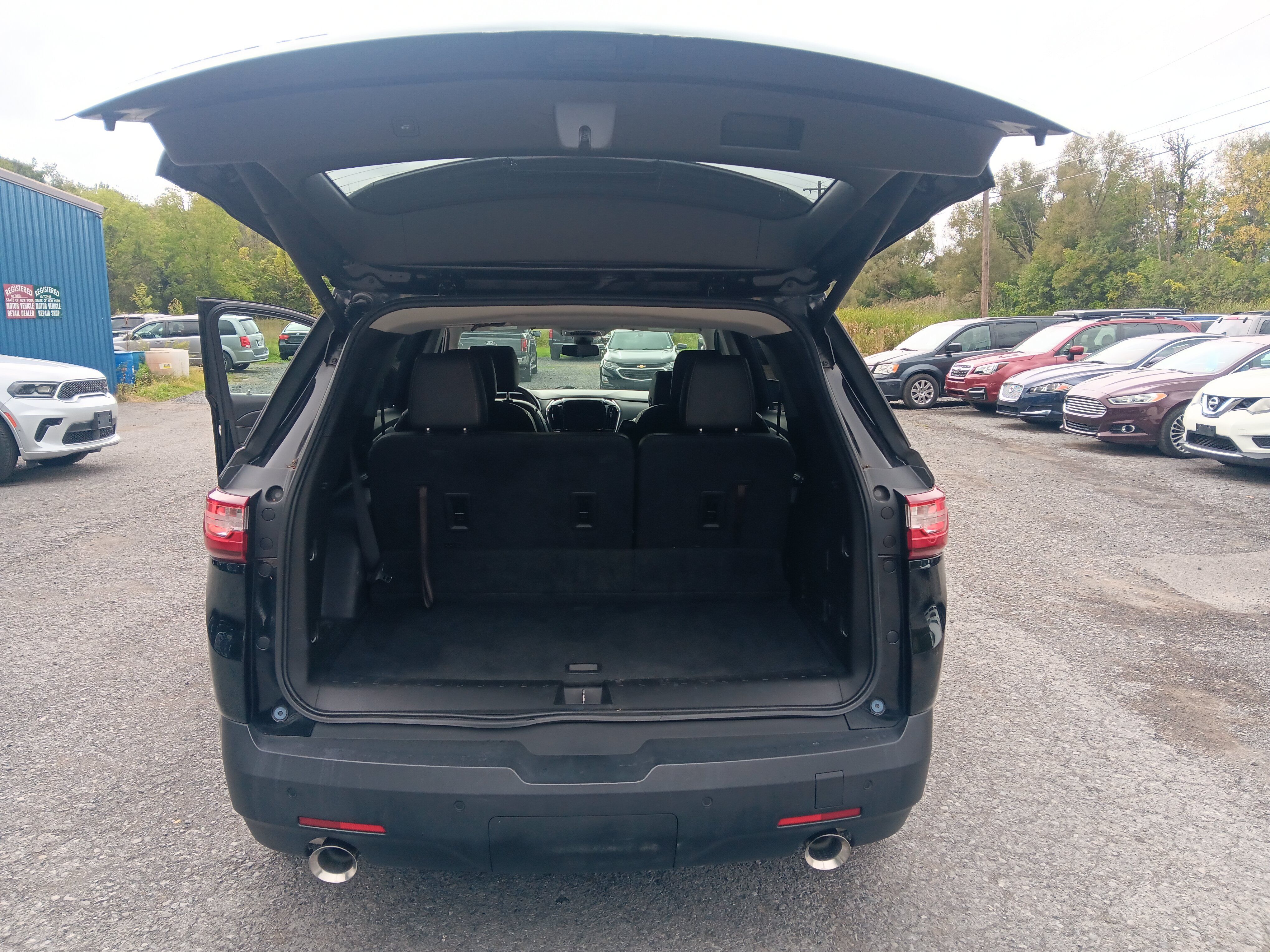 Used 2018 Chevrolet Traverse LT AWD/4WD image 4
