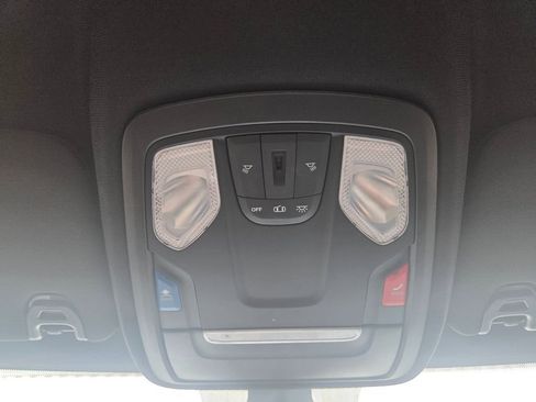 Used 2022 RAM 2500 Big Horn AWD/4WD image 18