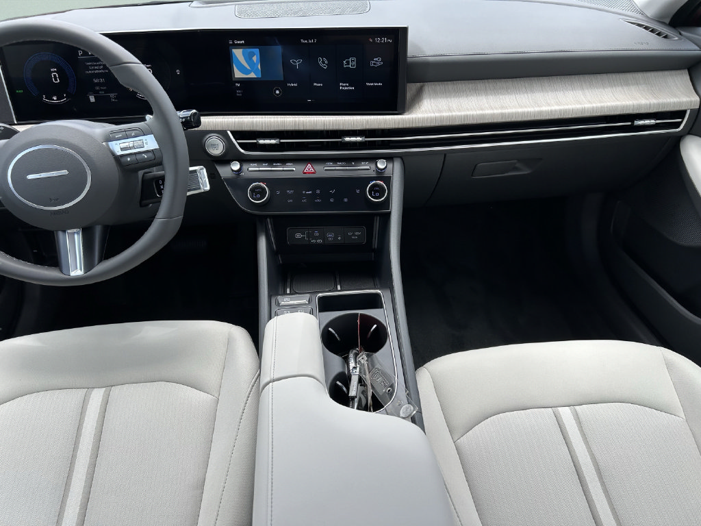 New 2026 Hyundai Sonata SEL FWD image 19