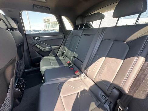 New 2025 Audi Q3 2.0T Premium image 25