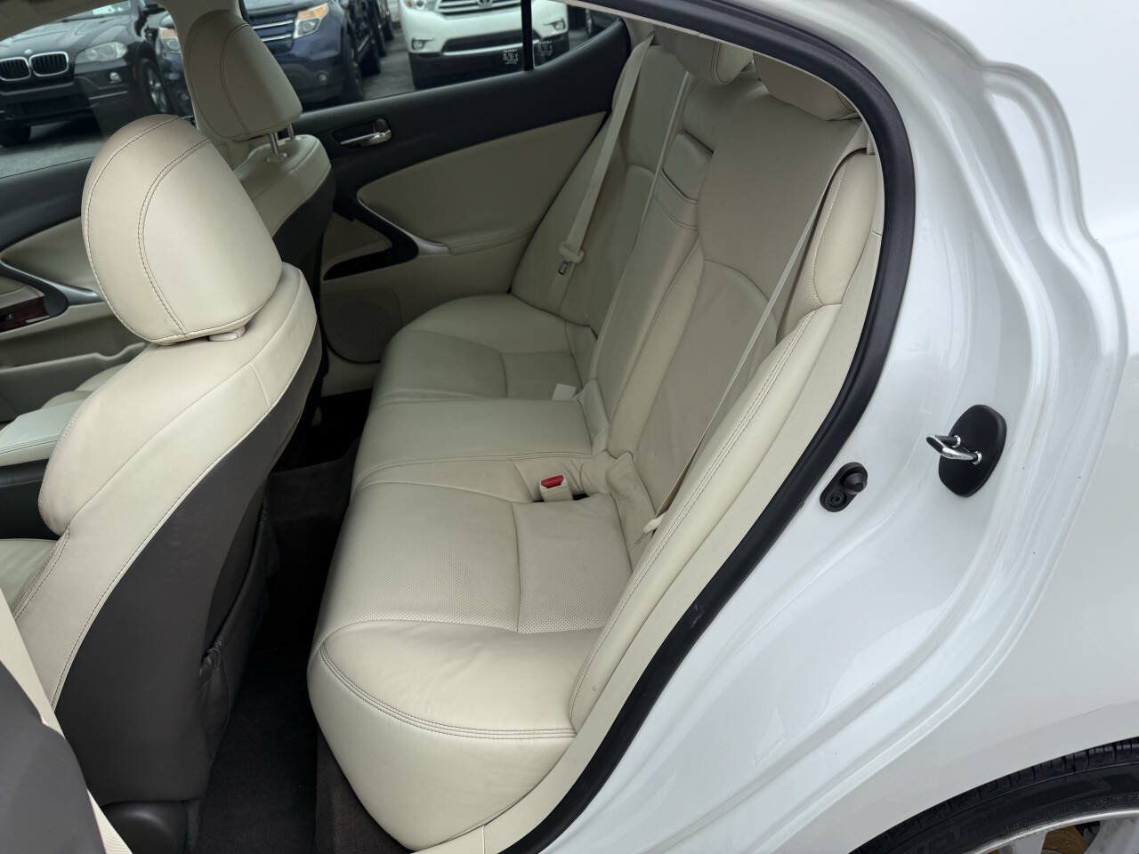 Used 2011 Lexus IS 250 AWD w/ Luxury Plus Value Edition image 8