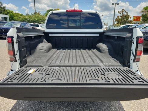 Certified 2022 Nissan Frontier Pro-X RWD image 8