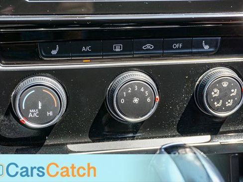 Used 2018 Volkswagen GTI S FWD image 31