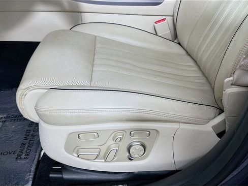 Used 2017 Genesis G90 5.0 Ultimate image 25