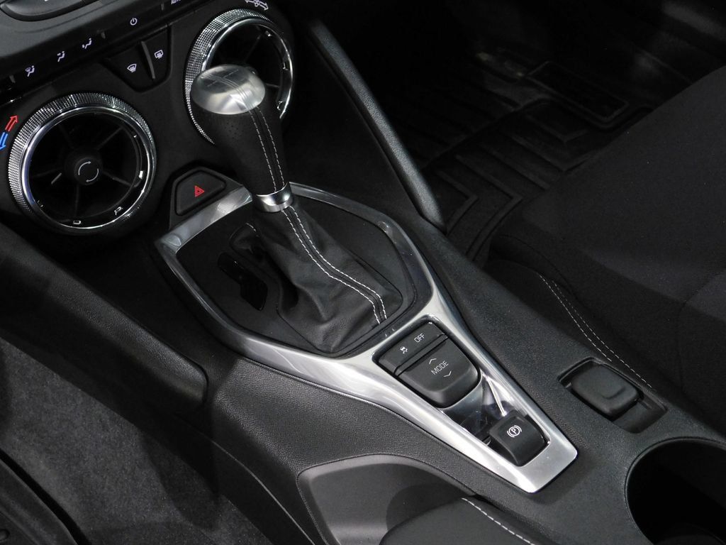 Used 2018 Chevrolet Camaro SS RWD image 53