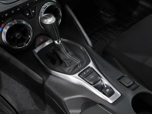 Used 2018 Chevrolet Camaro SS RWD image 53