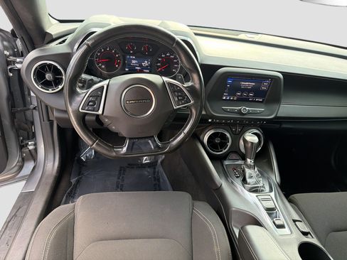 Used 2020 Chevrolet Camaro LT image 17