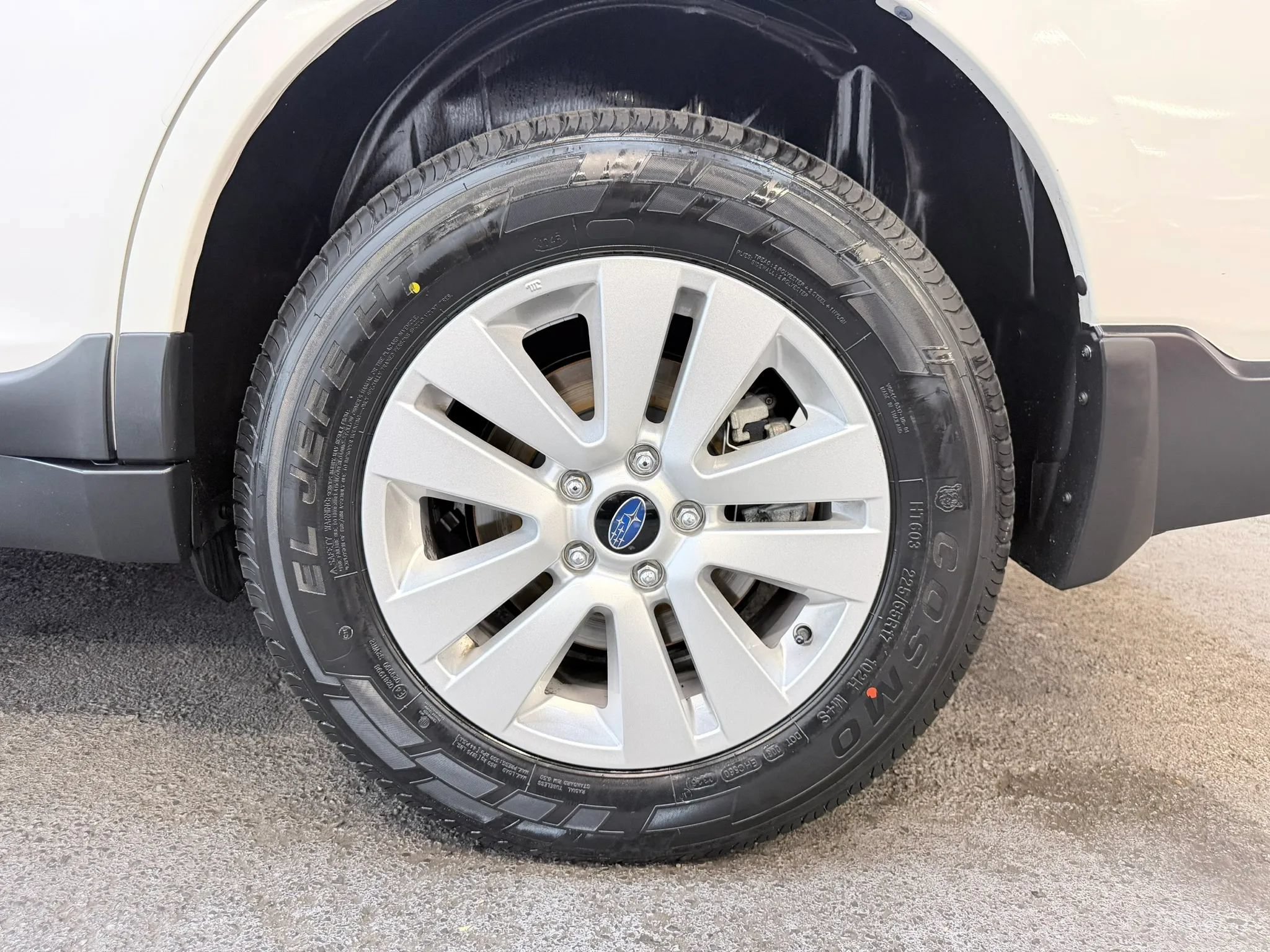 Used 2019 Subaru Outback 2.5i Premium AWD/4WD image 24