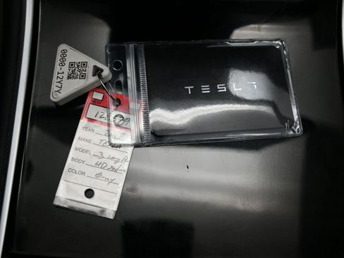 Used 2018 Tesla Model 3 Long Range image 34