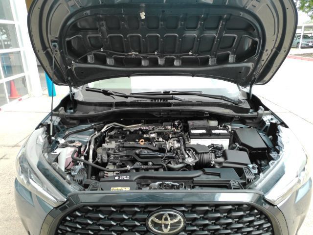 Used 2022 Toyota Corolla Cross LE w/ Black Badges Package (TMS) AWD/4WD image 51