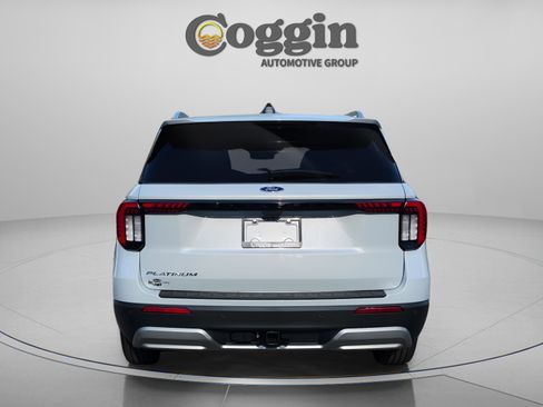 New 2026 Ford Explorer Platinum image 4